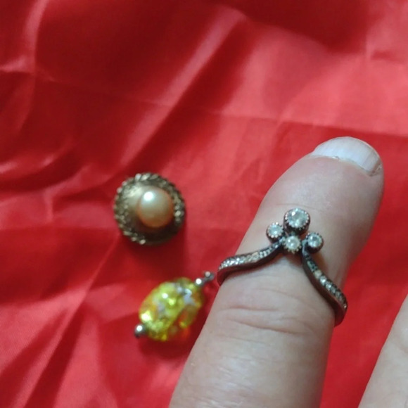 Ring Lot - Picture 3 of 3